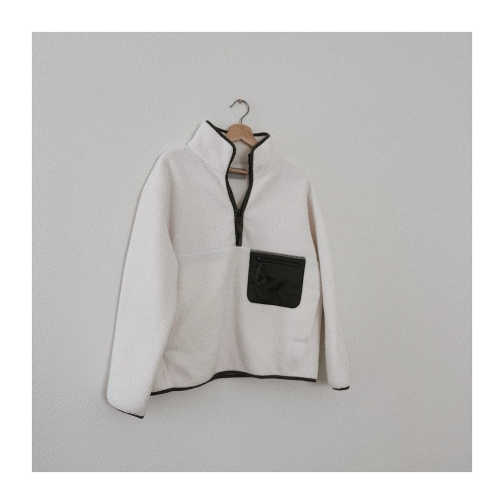 everlane the renew fleece oversized half-zip - Picture 2 of 4